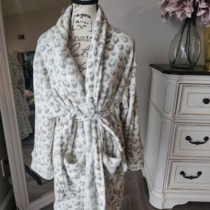 Leopard Print Fleece Robe